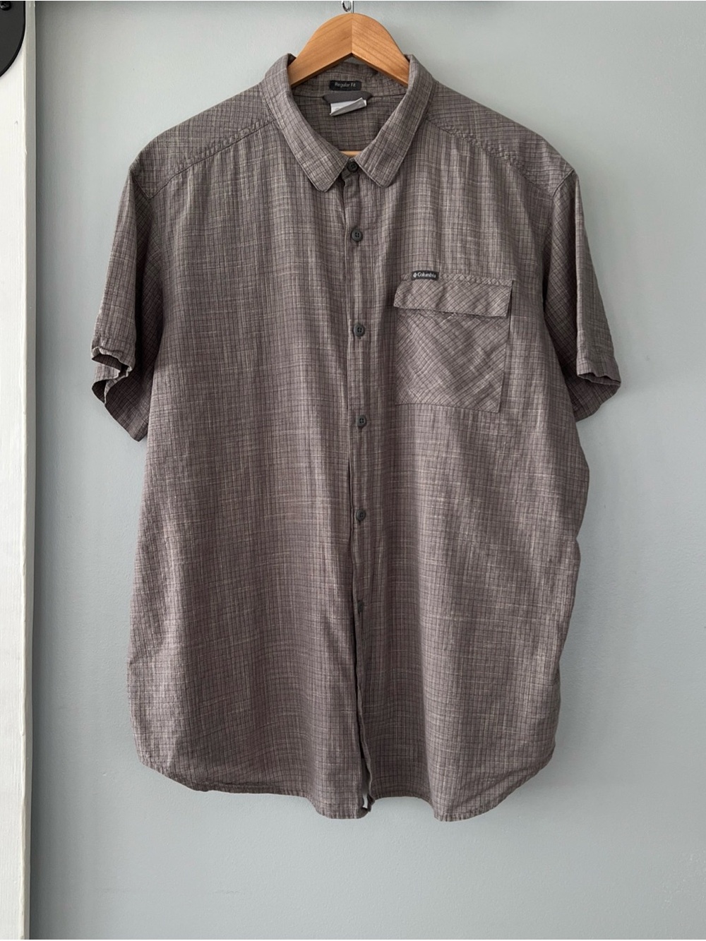 Columbia Men's XL Gray Check Short Sleeve Button-Up Shirt Casual Outdoor Fishing